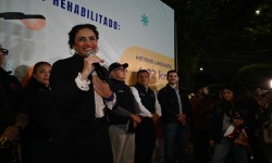 CON BRILLA CUAUHTEMOC, ALE ROJO DE LA VEGA ENCIENDE LUMINARIAS EN LA ROMA SUR