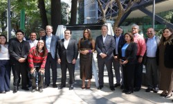 ALE ROJO DE LA VEGA Y BBVA M?XICO ENTREGAN REHABILITACI?N DE PLAZA LIEJA