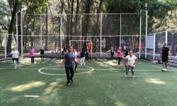 ALE ROJO DE LA VEGA ENTREGA REHABILITACI?N DEL JARD?N IGNACIO CH?VEZ EN LA DOCTORES