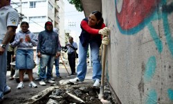 EN LIMPIA CUAUHTEMOC, GOBIERNO DE ALE ROJO DE LA VEGA DESAZOLVA CASI 1 KM EN SAN SIMON TOLNAHUAC