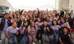 ALE ROJO DE LA VEGA ENTREGA APOYOS DEL PROGRAMA SOCIAL CONTRA LA VIOLENCIA AVANZALE; RECIBIRAN 15 MIL PESOS