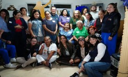 DE LA CALLE NO NOS VAN A SACAR; ALE ROJO DE LA VEGA REAFIRMA QUE SU GOBIERNO SEGUIR? CERCA DE LAS Y LOS VECINOS